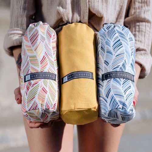 BAY LAUREL Beach Towel