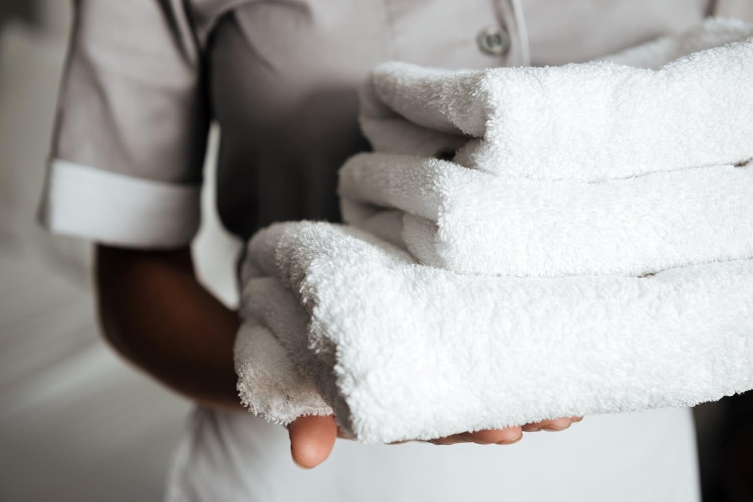 Premium Soft Ring-Spun Cotton Towels Handmade for Ultimate Comfort