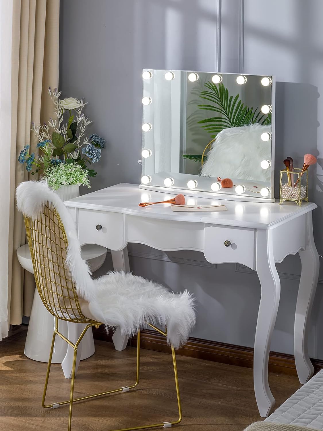 LUXFURNI Hollywood Vanity Mirror with Lights