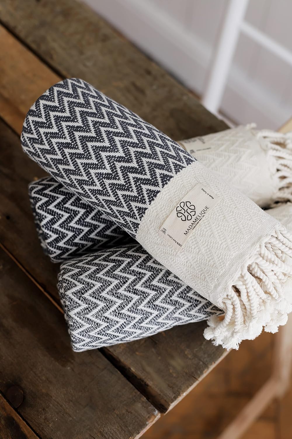 Madamelique Exclusive Hand Towels Set 2-18x40 inches