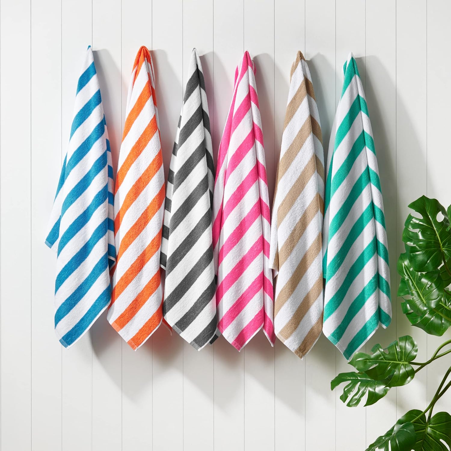 Chic 4-Pack Beach Towels