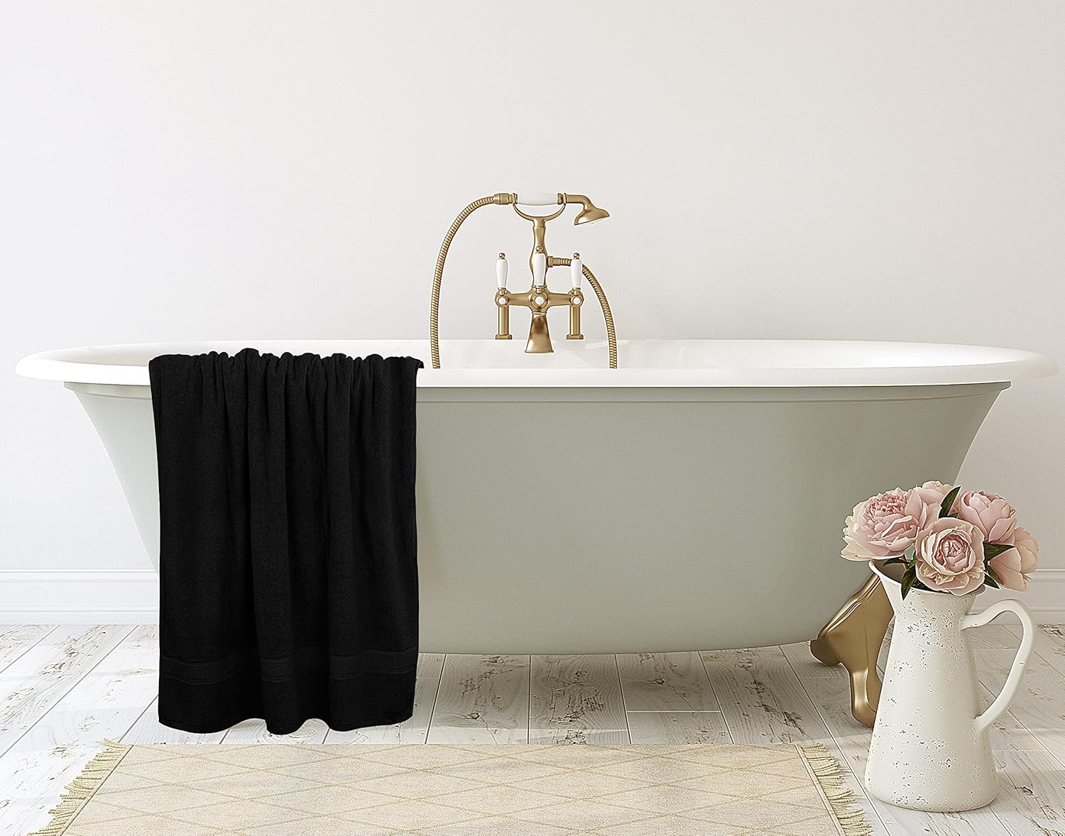 Luxurious Jumbo Bath Towel - 600 GSM 35x70